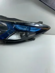 FAROL LADO ESQUERDO PRISMA 2016/2019