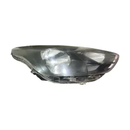 Farol Direito Ka 2019 a 2021 Masc Negra Friso Preto
