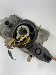 FAROL LADO DIREITO OMEGA 1992/1998