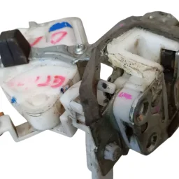 FECHADURA PORTA DIANTEIRA DIREITA ETIOS 2013 A 2021