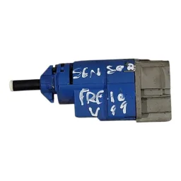 INTERRUPTOR SENDOR PEDAL FREIO RENAULT DUSTER 2011 2017