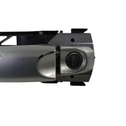 MAÇANETA EXTERNA DIANTEIRA ESQUERDA VW AMAROK 2011 A 2025