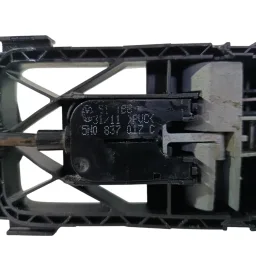 MAÇANETA EXTERNA DIANTEIRA ESQUERDA VW AMAROK 2011 A 2025