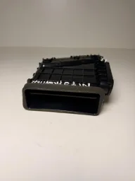 DIFUSOR DE AR ESQUERDO NISSAN FRONTIER 2017 - 2023 687514KJ2A