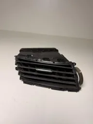 DIFUSOR DE AR ESQUERDO NISSAN FRONTIER 2017 - 2023