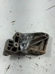 SUPORTE ALTERNADOR MERIVA CORSA MONTANA 1.4 1.8 2003 À 2012