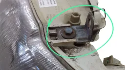 FAROL ESQUERDO FORD ESCORT 1997 A 2002