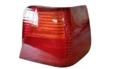 LANTERNA TRASEIRA DIREITA SANTANA 1998 A 2006 CANTO ÂMBAR