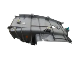 ACABAMENTO INTERNO COLUNA TRASEIRA ESQUERDA HILUX 2016/2024