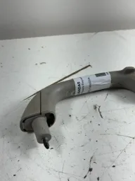 ALÇA PEGA MÃO TRASEIRA ESQUERDA TOYOTA COROLLA 2003 À 2008