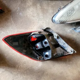 LANTERNA TRASEIRA DIREITA KA HATCH 2015 2016 A 2018