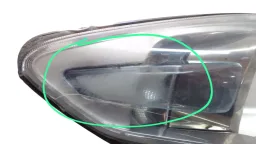 FAROL DIREITO GRAND SIENA 2012 A 2021 DETALHE
