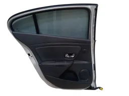 PORTA TRASEIRA ESQUERDA FLUENCE 2011 A 2018 C/AMASSADO