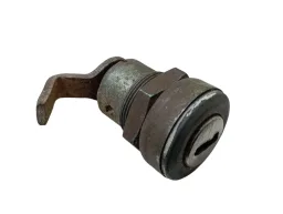 MIOLO TAMPA TRASEIRA GOL AP (1987 1988 A 1995)
