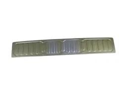 CHAPA TAMPA TRASEIRA HILUX 2017/2024