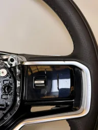 VOLANTE DIREÇÃO DISCOVERY SPORT 2020 - 2024 M8A2-3F563-MC8PVJ