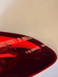 LANTERNA TRASEIRA DIREITA MERCEDES C180 C200 2015 - 2018 A2059060457