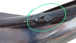 FAROL ESQUERDO NEW FIESTA 2014 2015 A 2019 AVARIA
