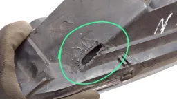 FAROL ESQUERDO NEW FIESTA 2014 2015 A 2019 AVARIA
