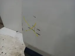 PORTA TRASEIRA ESQUERDA RENEGADE 2016 2017 2018/..C/RISCO