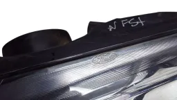 FAROL DIREITO NEW FIESTA 2014 2015 A 2019 AVARIA