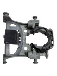 SUPORTE MACANETA DIANTEIRA ESQUERDA JETTA VARIANT 2008 2011