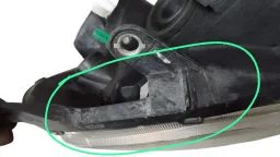FAROL DIREITO PUNTO 2013 2014 A 2017 MASC CROMADO