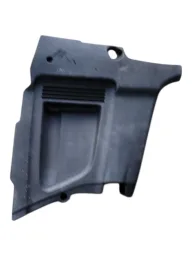 Moldura Traseira Direita Peugeot Hoggar 2011 9686153980
