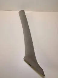MOLDURA COLUNA INTERNA DIANTEIRA ESQUERDA GOLF 2000 - 2013
