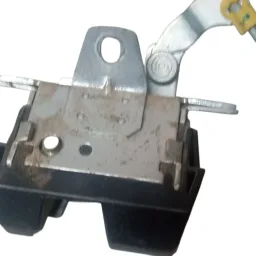 FECHADURA TAMPA TRAS CORSA MAX HATCH 03/12 AGILE 2010/2014