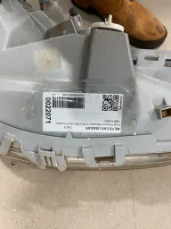 FAROL DIANTEIRO MERCEDES A160 A190 LADO ESQUERDO 1999 A 2005