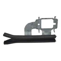 Guia Canaleta Frontal Dianteiro Direito Citroen C3 2013 20