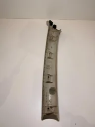MOLDURA COLUNA INTERNA DIANT DIR GOLF 2008 2013 1JO0867234E