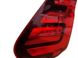 LANTERNA TRASEIRA ESQUERDA HILUX 2016 2018/... SEM LED