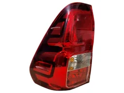 LANTERNA TRASEIRA ESQUERDA HILUX 2016 2018/... SEM LED