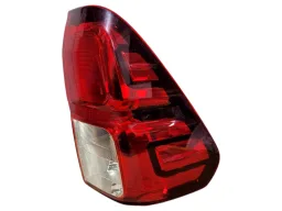Lanterna Traseira Direita Hilux 2016 2017 2018/... Sem Led