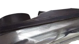 FAROL DIREITO NEW FIESTA 2014 2015 A 2019 AVARIA