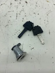 CILINDRO CHAVE PORTA LUVAS BELINA 1981 A 1991 (PARALELO)