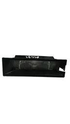Lanterna Luz De Placa Fiat Mobi 17 18 19 Original 51766508