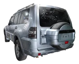 CONSOLE CENTRAL APOIO DE BRAÇO PAJERO FULL 08 A 20 8011A375