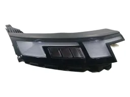 Farol Superior Lado Direito Creta 2023 a 2026