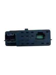 TOMADA USB TIPO C PAINEL KICKS 2017 2018 A 2024