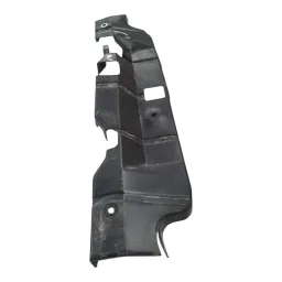 SUPORTE DEFLETOR INFERIOR CONDENSADOR PAJERO SPORT 1997/2008
