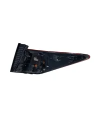 Lanterna Traseira Esquerda Sw4 2016 a 2020 (canto) C/Detalhe