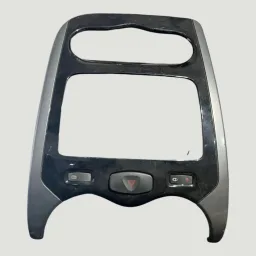 moldura central painel sandero 2013
