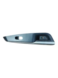 Moldura Botao Porta Dianteria Direita Kicks 2017 2018 a 2024