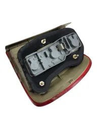 LANTERNA TRASEIRA ESQUERDA VW POLO SEDAN 2004 2005
