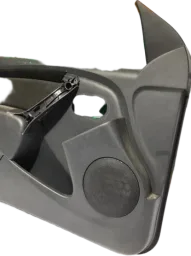 FORRO PORTA DIANTEIRA ESQUERDA RENAULT DUSTER 2018 A 2020