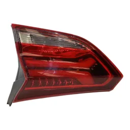 Lanterna Traseira Direita Tracker 2020 a 2025 (mala) C/ Led