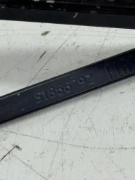 BRAÇO ESQUERDO LIMPADOR PARABRISA UNO FIORINO STRADA 2011/19